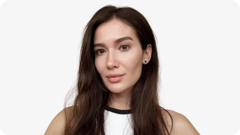 Ksenia S.